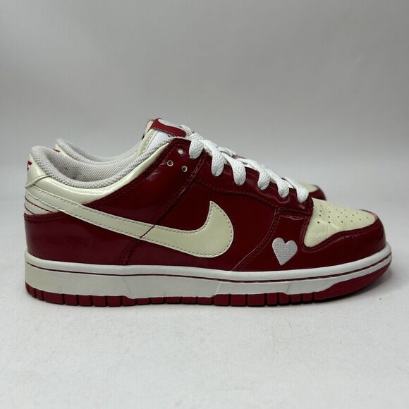 Nike Shoes Dunk Low WMNS “Valentines Day/Varsity Red White” 2023 - Picture 4 of 8